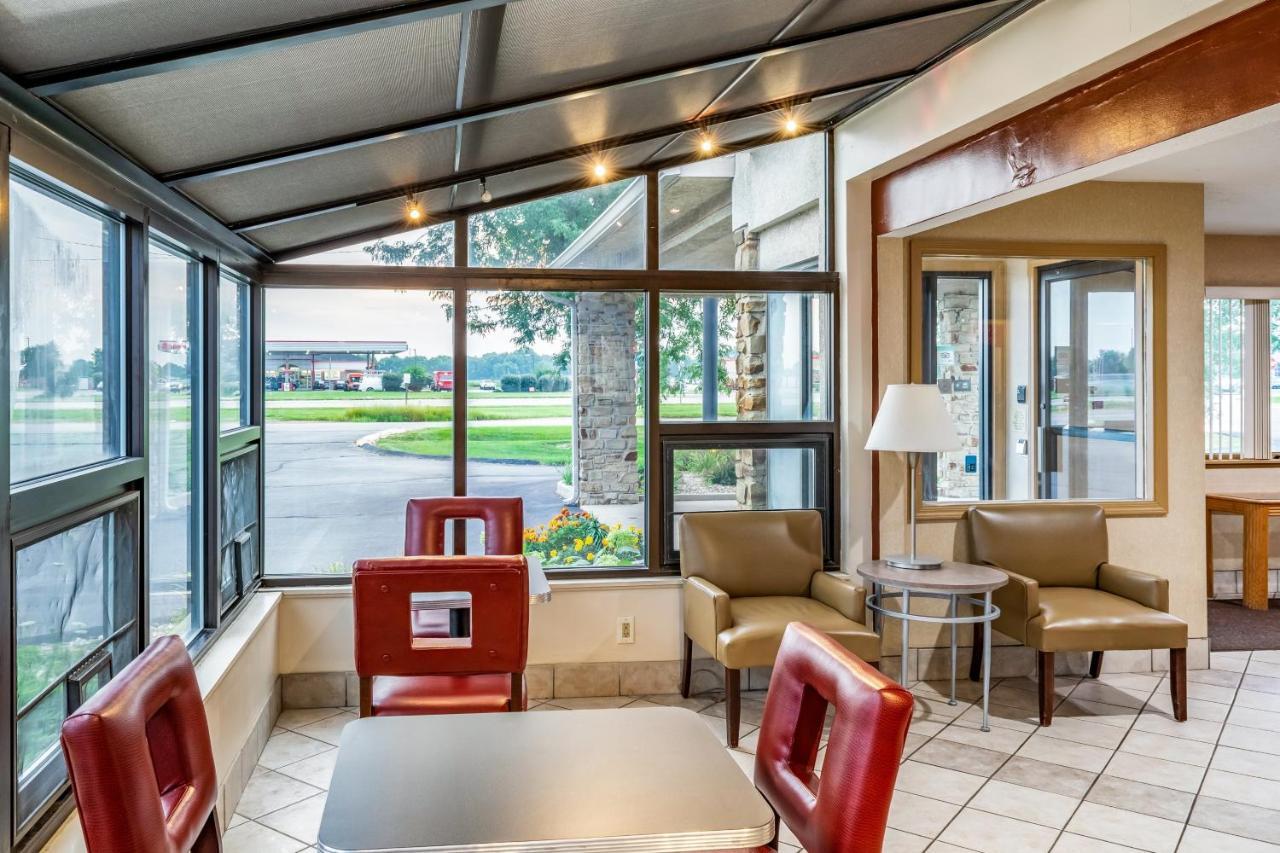 Red Roof Inn Columbus - Taylorsville Kültér fotó