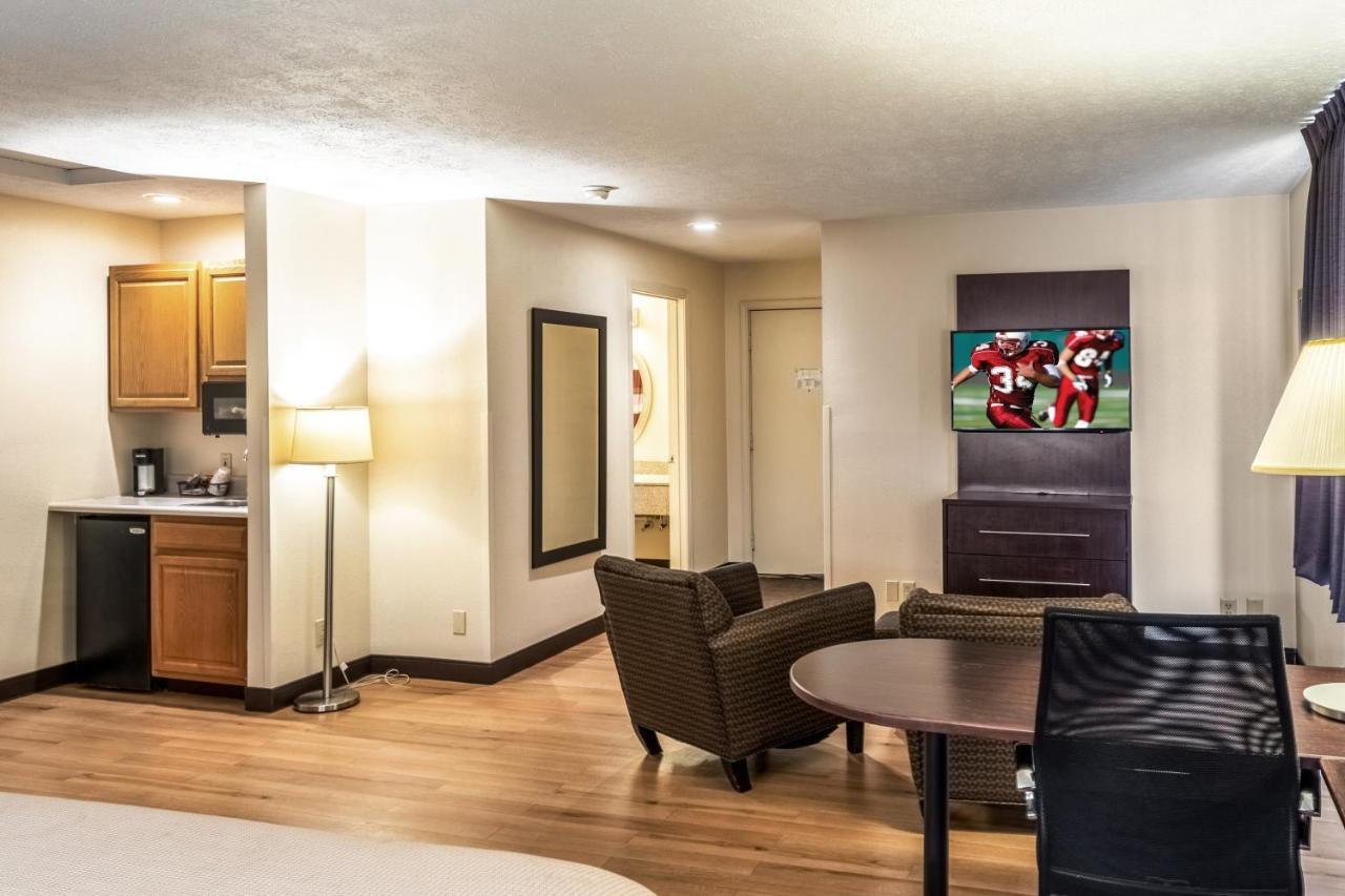 Red Roof Inn Columbus - Taylorsville Kültér fotó