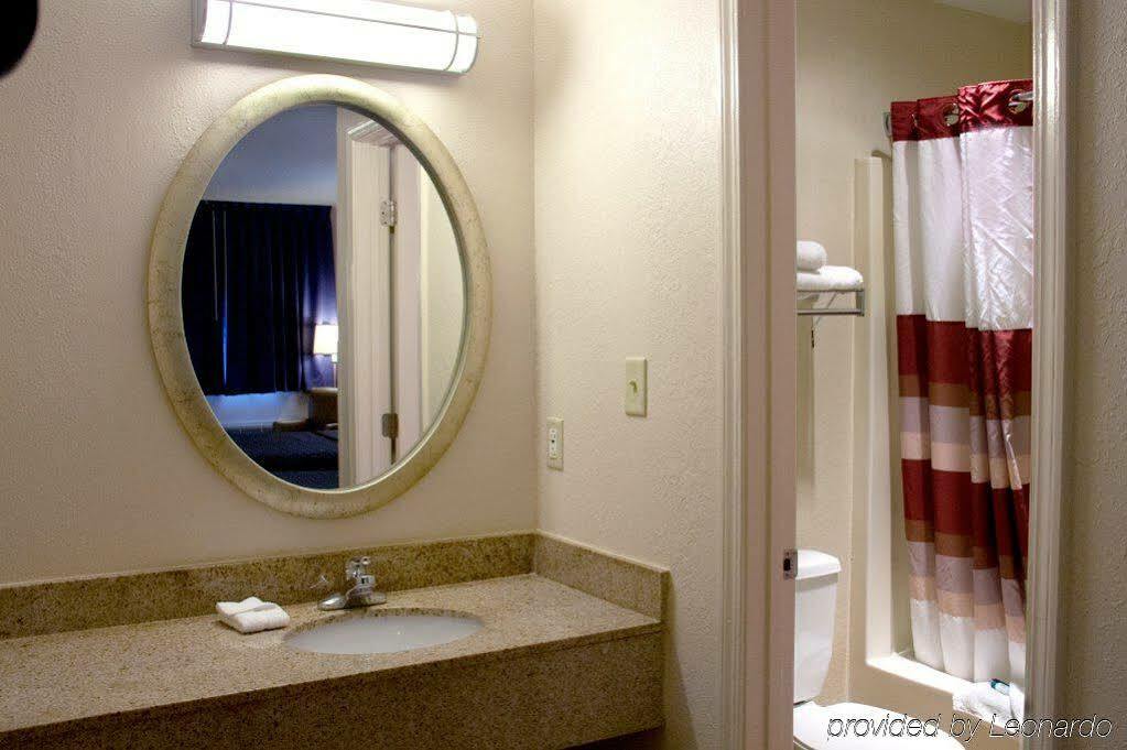 Red Roof Inn Columbus - Taylorsville Kültér fotó